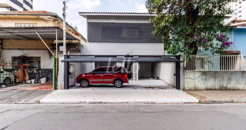 Casa comercial com 7 salas para alugar na Rua Baluarte, --, Vila Olímpia, São Paulo