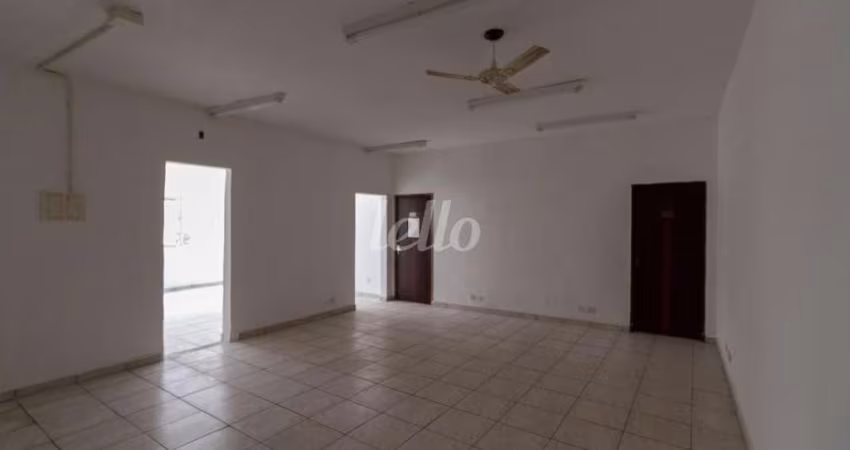 Sala comercial com 4 salas para alugar na Rua Barão de Itapetininga, --, República, São Paulo