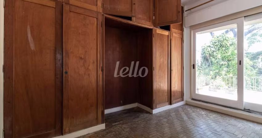 Casa comercial com 1 sala para alugar na Rua Gregório Paes de Almeida, --, Vila Madalena, São Paulo