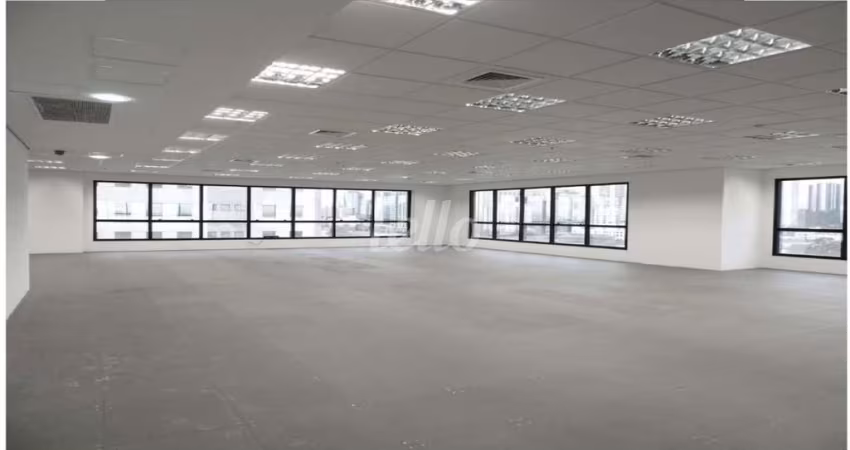 Sala comercial para alugar na Alameda Araguaia, --, Alphaville Industrial, Barueri