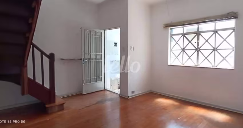 Casa comercial com 4 salas para alugar na Rua Doutor Zuquim, --, Santana, São Paulo