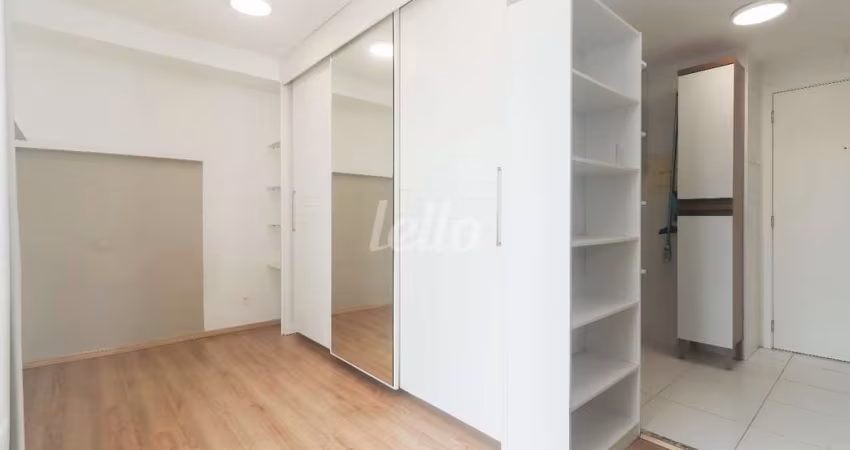 Kitnet / Stúdio para alugar na Rua da Glória, --, Liberdade, São Paulo