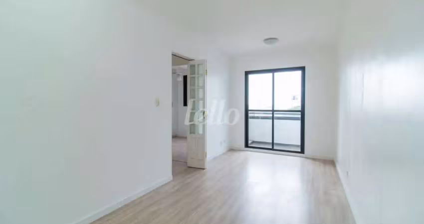 Apartamento com 2 quartos para alugar na Rua Jaboticabal, --, Vila Bertioga, São Paulo