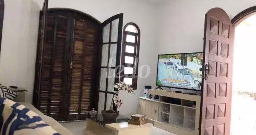 Casa com 3 quartos para alugar na Rua Xingu, --, Vila Valparaíso, Santo André