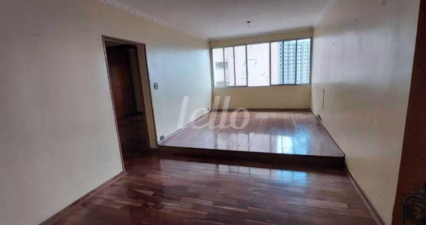 Apartamento com 3 quartos para alugar na Rua do Oratório, --, Mooca, São Paulo