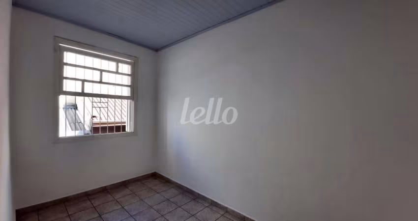 Casa comercial com 6 salas para alugar na Rua Piracema, --, Santa Teresinha, São Paulo