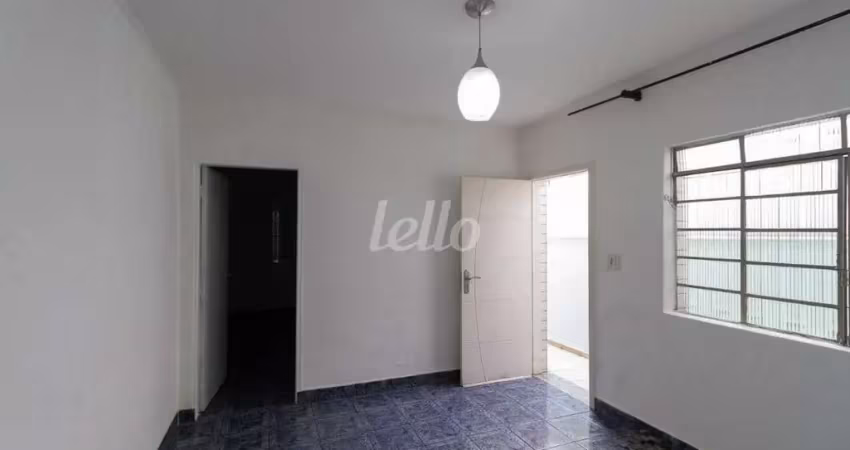 Casa com 2 quartos para alugar na Rua Gustavo Barroso, --, Parque Peruche, São Paulo