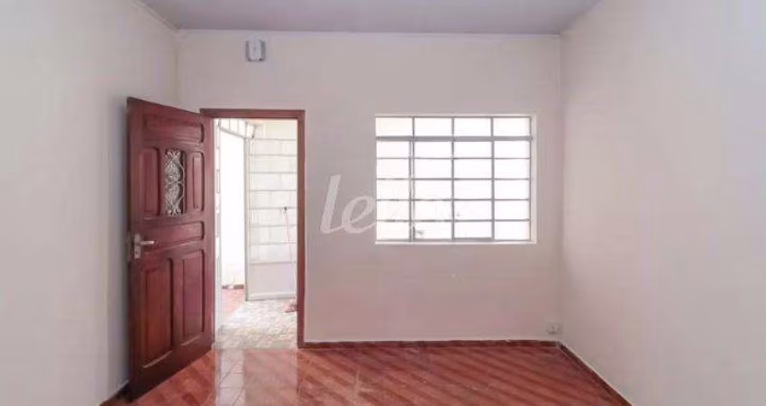Casa com 2 quartos para alugar na Rua Mandiúba, --, Vila Celeste, São Paulo