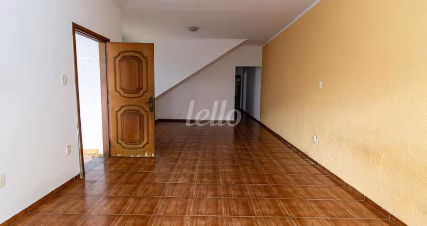 Casa com 4 quartos para alugar na Rua Padre Nunes, --, Jardim Bela Vista, Santo André