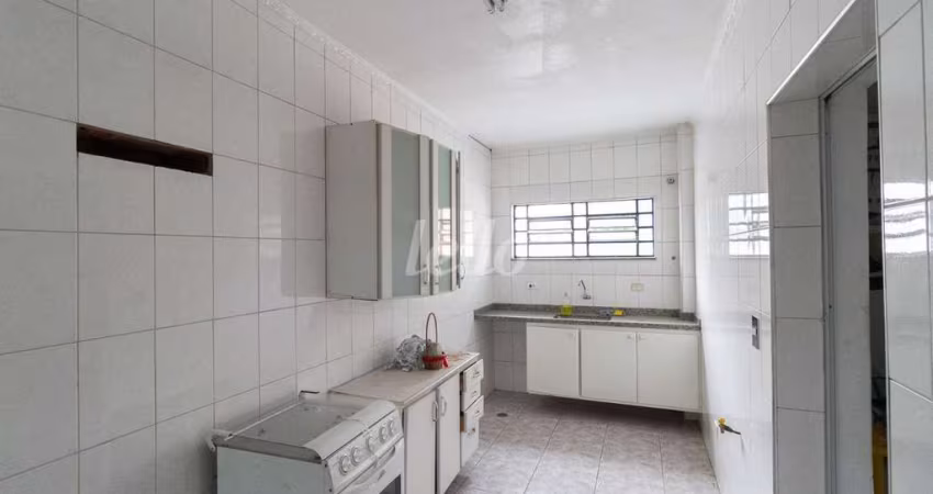Barracão / Galpão / Depósito para alugar na Rua Carapicuíba, --, Vila Carrão, São Paulo