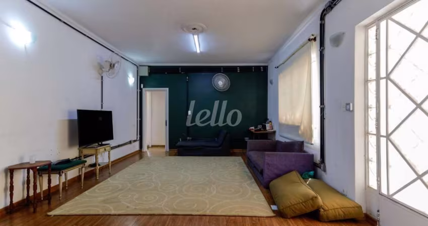 Casa comercial com 2 salas para alugar na Rua Ágata, --, Aclimação, São Paulo