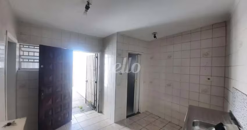 Casa com 1 quarto para alugar na Rua Ronaldo de Morais, --, Santa Teresinha, São Paulo