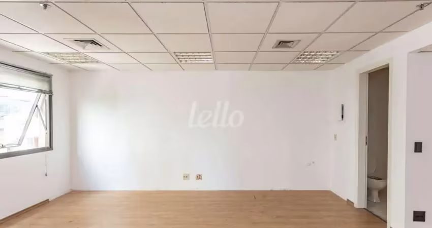 Sala comercial com 1 sala para alugar na Rua Helena, --, Vila Olímpia, São Paulo