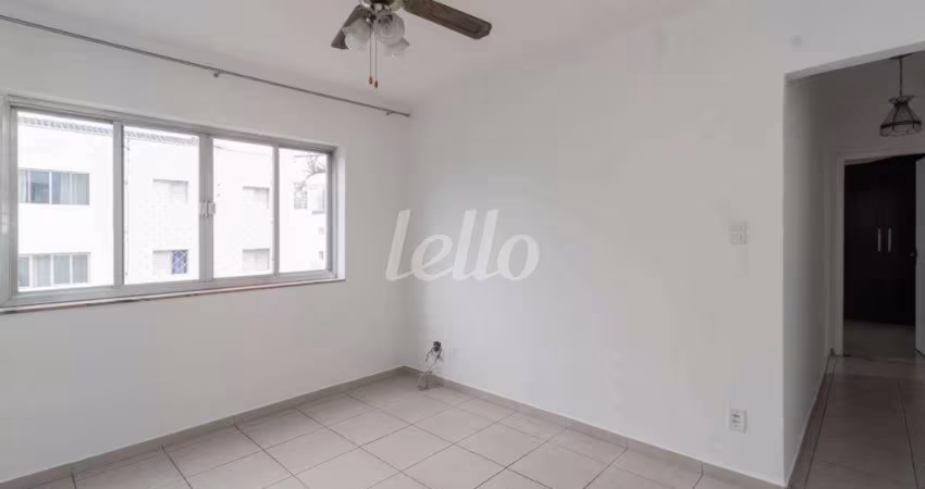 Apartamento com 3 quartos para alugar na Rua Cantagalo, --, Vila Gomes Cardim, São Paulo