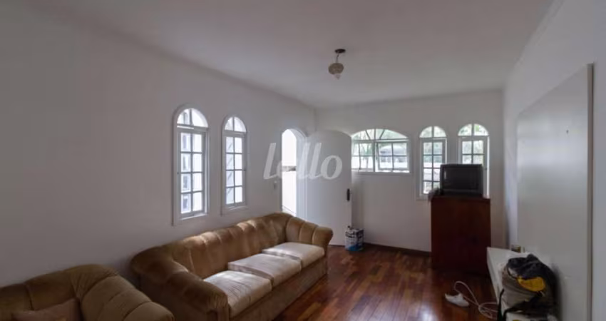 Casa com 3 quartos para alugar na Rua Santo Adalberto, --, Jardim Franca, São Paulo