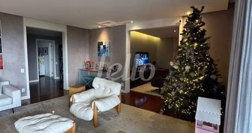 Apartamento para alugar na Rua Joaquim José Esteves, --, Santo Amaro, São Paulo