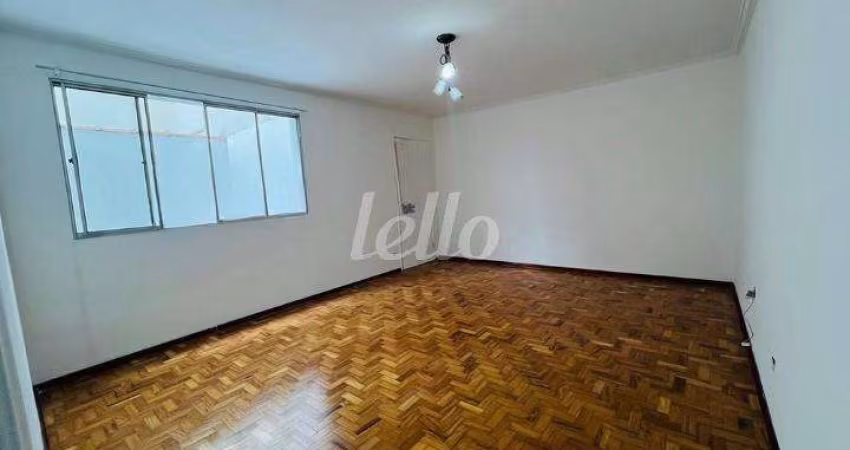 Apartamento com 2 quartos para alugar na Rua Altinópolis, --, Água Fria, São Paulo