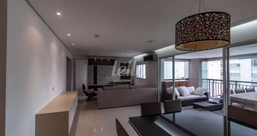 Apartamento com 4 quartos para alugar na Rua Cajuru, --, Belenzinho, São Paulo