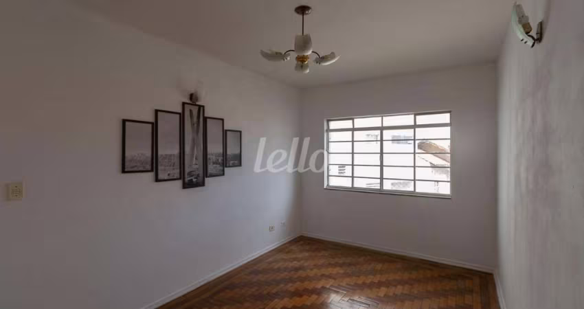 Apartamento com 2 quartos para alugar na Rua Corneteiro de Jesus, --, Água Fria, São Paulo