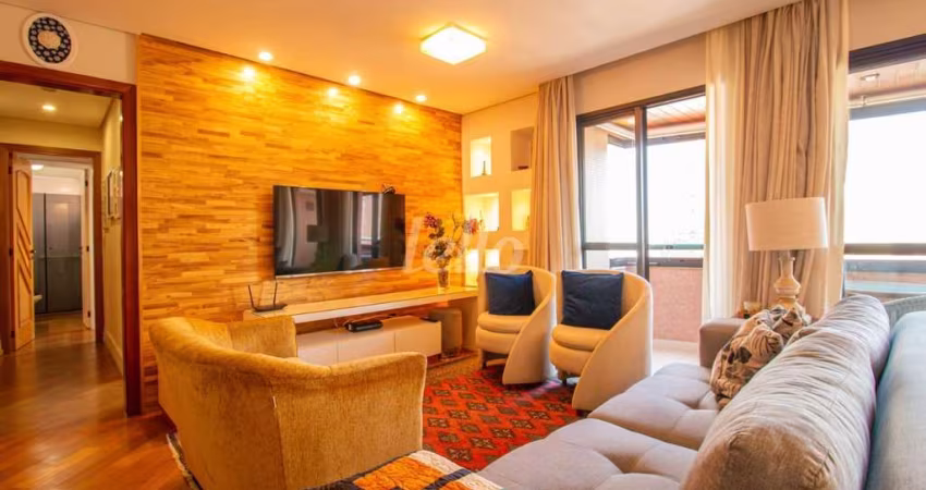 Apartamento com 3 quartos para alugar na Rua Ilansa, --, Vila Prudente, São Paulo