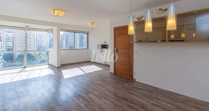 Apartamento com 4 quartos para alugar na Alameda dos Arapanés, --, Indianópolis, São Paulo