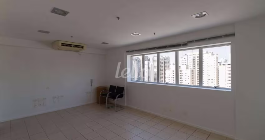 Sala comercial para alugar na Avenida Rouxinol, --, Indianópolis, São Paulo