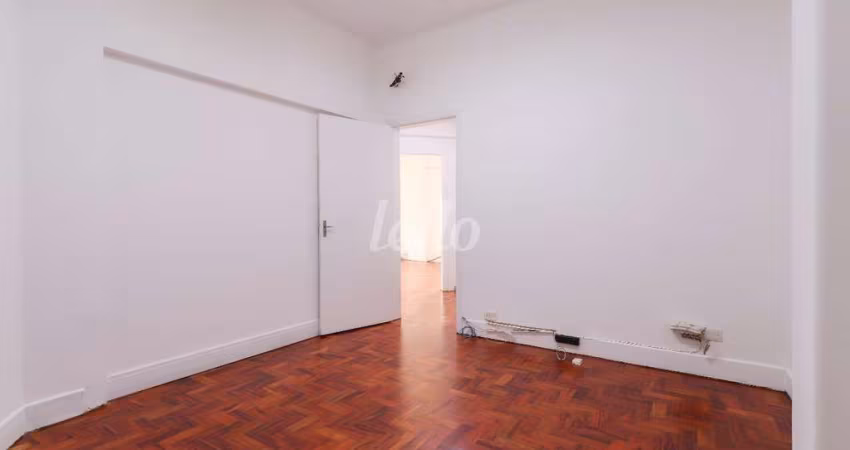 Sala comercial com 3 salas para alugar na Rua Riachuelo, --, Sé, São Paulo