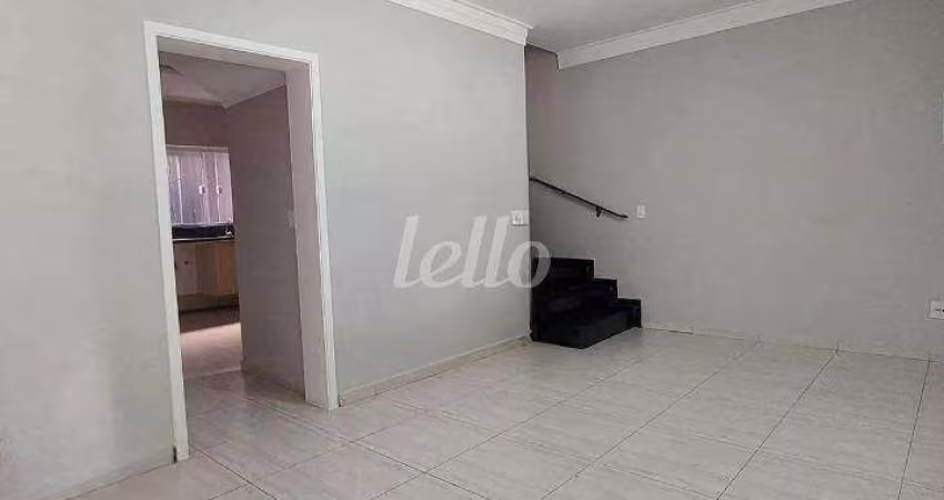 Casa com 2 quartos para alugar na Avenida Guaianazes, --, Vila Homero Thon, Santo André
