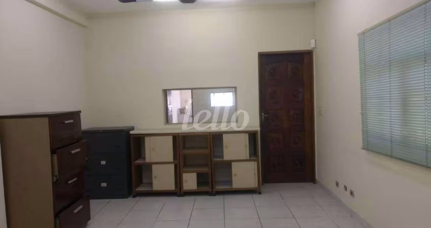 Casa comercial com 6 salas para alugar na Rua Bertioga, --, Chácara Inglesa, São Paulo