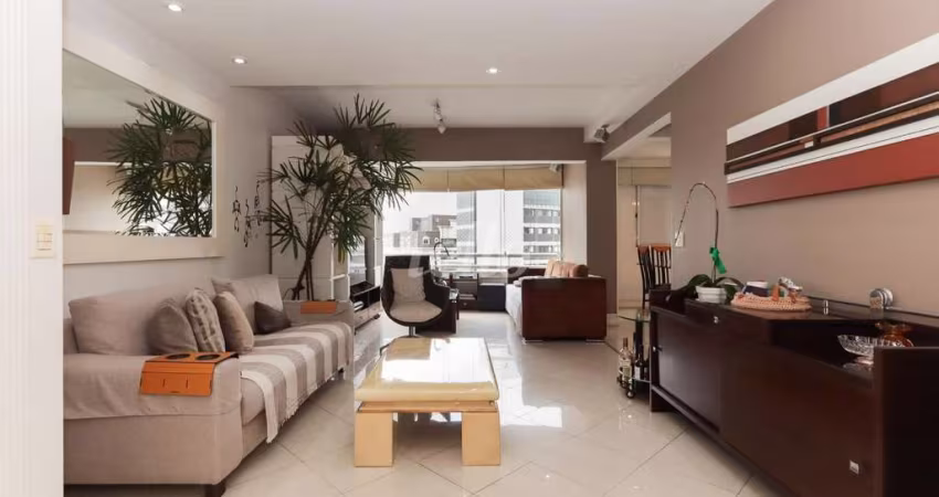 Apartamento com 2 quartos para alugar na Avenida Jamaris, --, Planalto Paulista, São Paulo