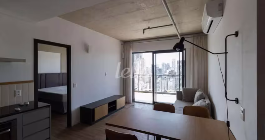 Apartamento com 2 quartos para alugar na Rua dos Pinheiros, --, Pinheiros, São Paulo
