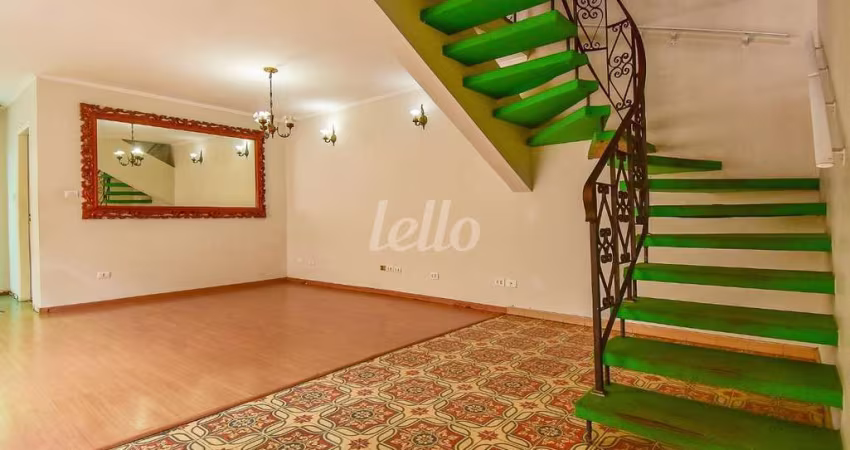 Casa com 4 quartos para alugar na Rua Macejana, --, Indianópolis, São Paulo