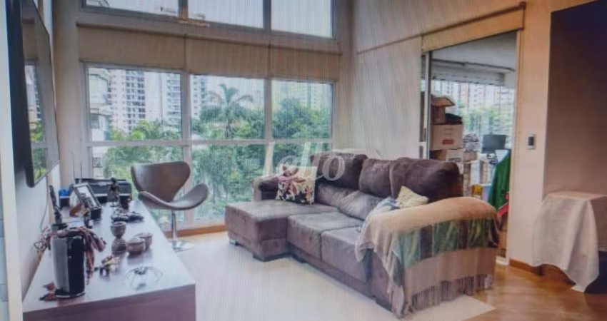 Apartamento com 3 quartos para alugar na Rua Serra de Botucatu, --, Vila Gomes Cardim, São Paulo