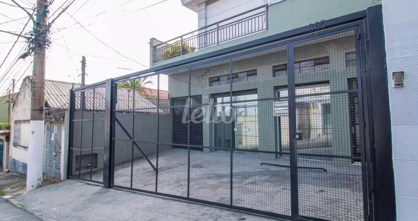 Prédio com 4 salas para alugar na Rua Américo Vespucci, --, Vila Prudente, São Paulo