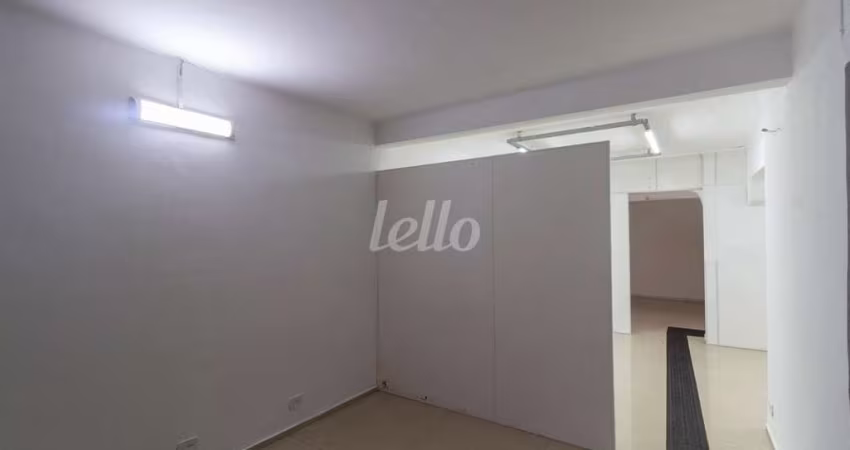 Sala comercial com 3 salas para alugar na Avenida Doutor Adolpho Pinto, --, Barra Funda, São Paulo