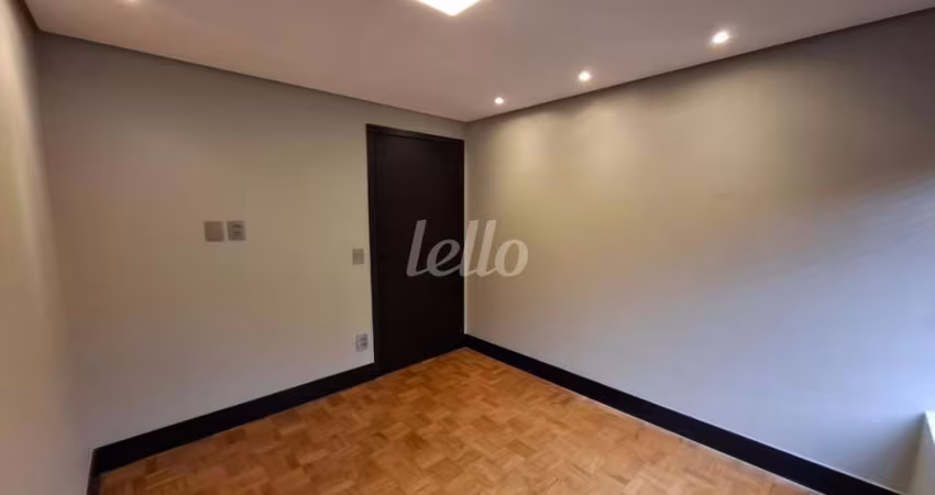 Sala comercial com 1 sala para alugar na Rua Senador Fláquer, --, Centro, Santo André