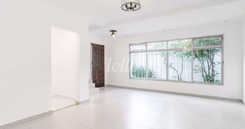 Casa com 3 quartos para alugar na Rua Doutor Paulo Vieira, --, Sumaré, São Paulo