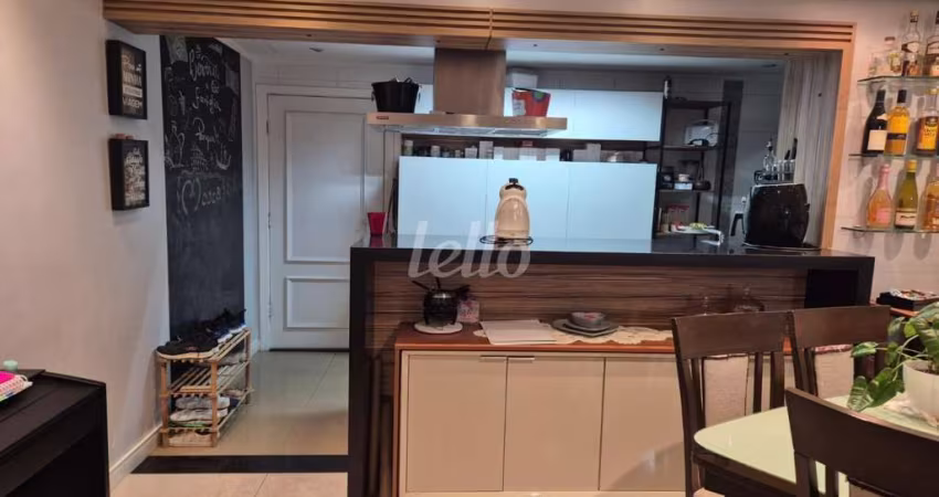 Apartamento com 3 quartos para alugar na Rua Taquari, --, Mooca, São Paulo