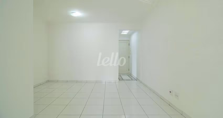 Apartamento com 3 quartos para alugar na Rua Serra de Botucatu, --, Vila Gomes Cardim, São Paulo