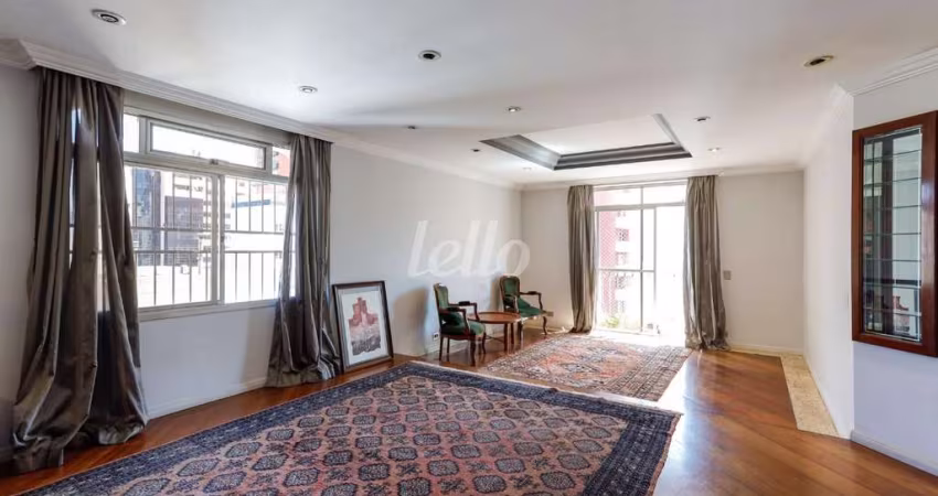 Apartamento com 4 quartos para alugar na Rua Jesuíno Arruda, --, Itaim Bibi, São Paulo