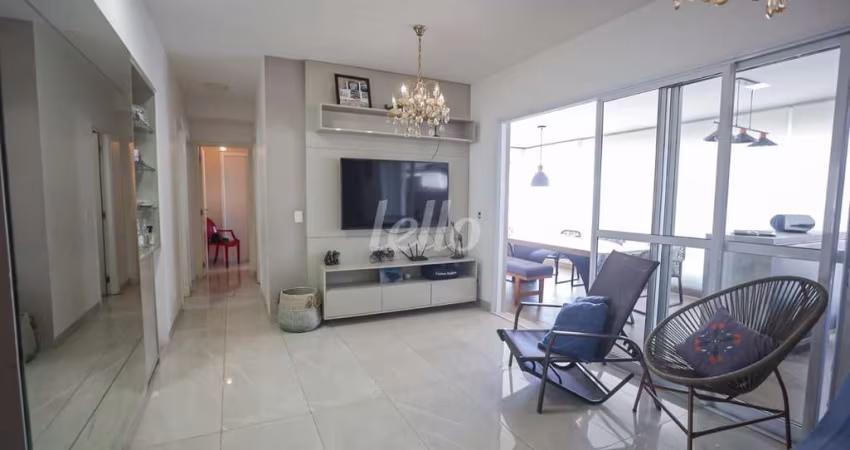 Apartamento com 3 quartos para alugar na Rua Coelho Neto, --, Quinta da Paineira, São Paulo