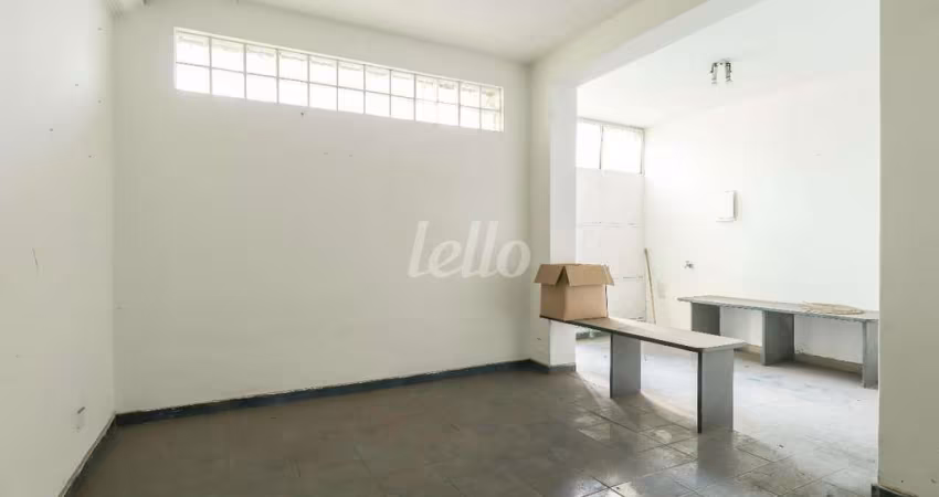 Casa com 3 quartos para alugar na Avenida Santo Amaro, --, Brooklin Paulista, São Paulo