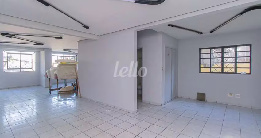 Casa comercial com 1 sala para alugar na Avenida das Carinas, --, Indianópolis, São Paulo