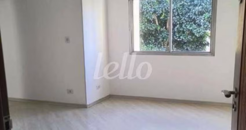 Apartamento com 3 quartos para alugar na Avenida Cassandoca, --, Mooca, São Paulo