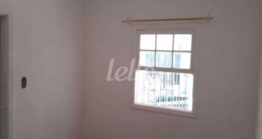 Casa com 3 quartos para alugar na Rua Major Freire, --, Vila Monte Alegre, São Paulo