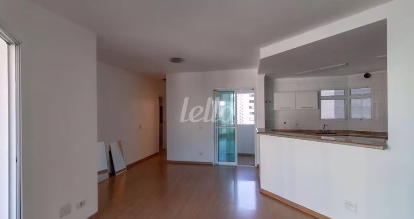 Apartamento com 4 quartos para alugar na Rua São Gil, --, Tatuapé, São Paulo
