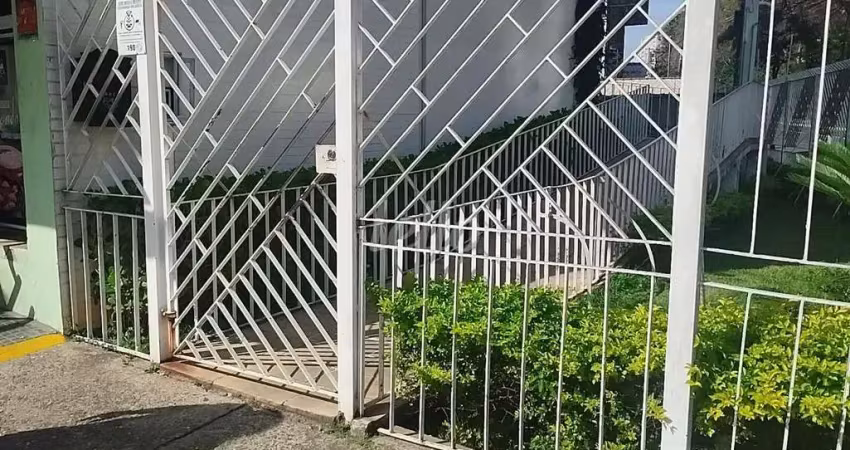 Apartamento com 3 quartos para alugar na Avenida Paes de Barros, --, Mooca, São Paulo