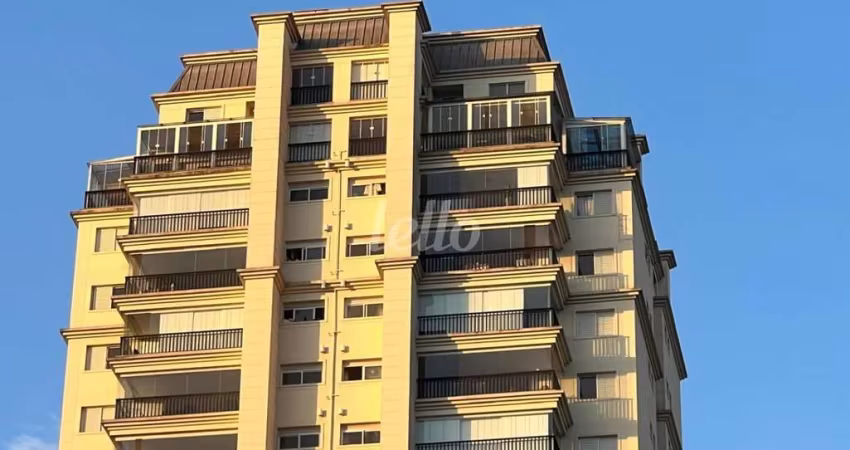 Apartamento com 3 quartos para alugar na Rua Voluntários da Pátria, --, Santana, São Paulo
