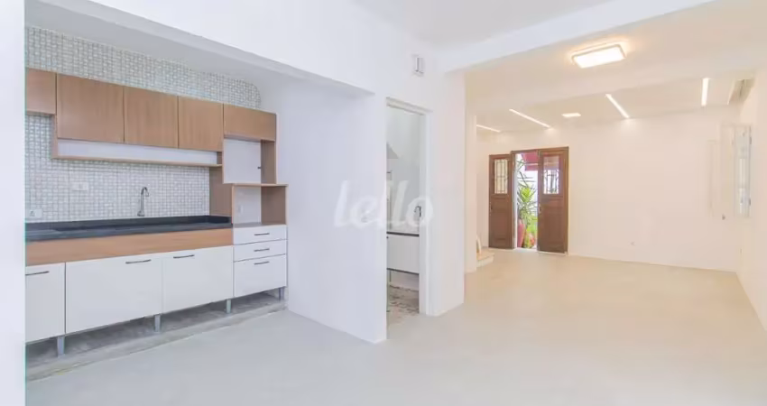 Casa com 4 quartos para alugar na Rua das Fiandeiras, --, Vila Olímpia, São Paulo