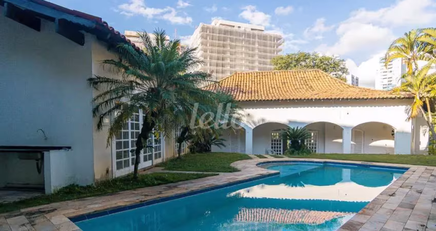 Casa com 4 quartos para alugar na Avenida Padre Pereira de Andrade, --, Boaçava, São Paulo